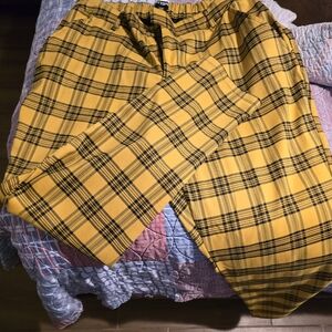 Hot Topic elastic waistband pants